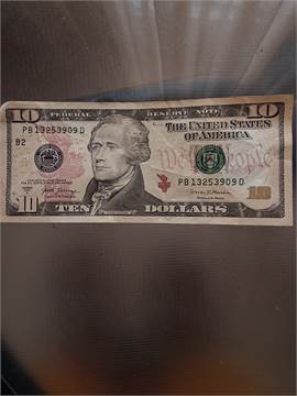 REGALE EN ESTE MES UN BONO DE SUPERMERCADO DE 10 DOLARES A PAPA