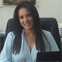 Corredor de bienes raíces con Lic. 5155 Yarabi Martínez