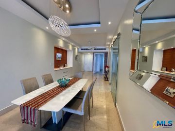 Venta de apartamento en Av. Balboa, PH Yoo & Arts