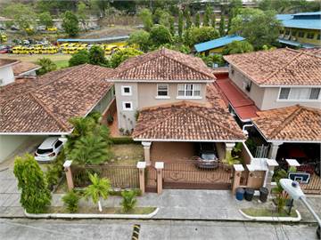 ID-20953 Espectacular casa en Villas del Golf, casa  incomparable 