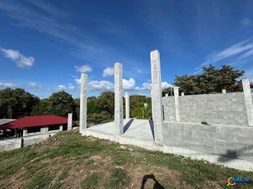 Lote de 1.000,59 mÂ² con tres habitaciones