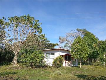 CASA y TERRENO, 1.100 M/2, Costos Notariales "Gratis"- LAND, 11.800 Sq/F. With House